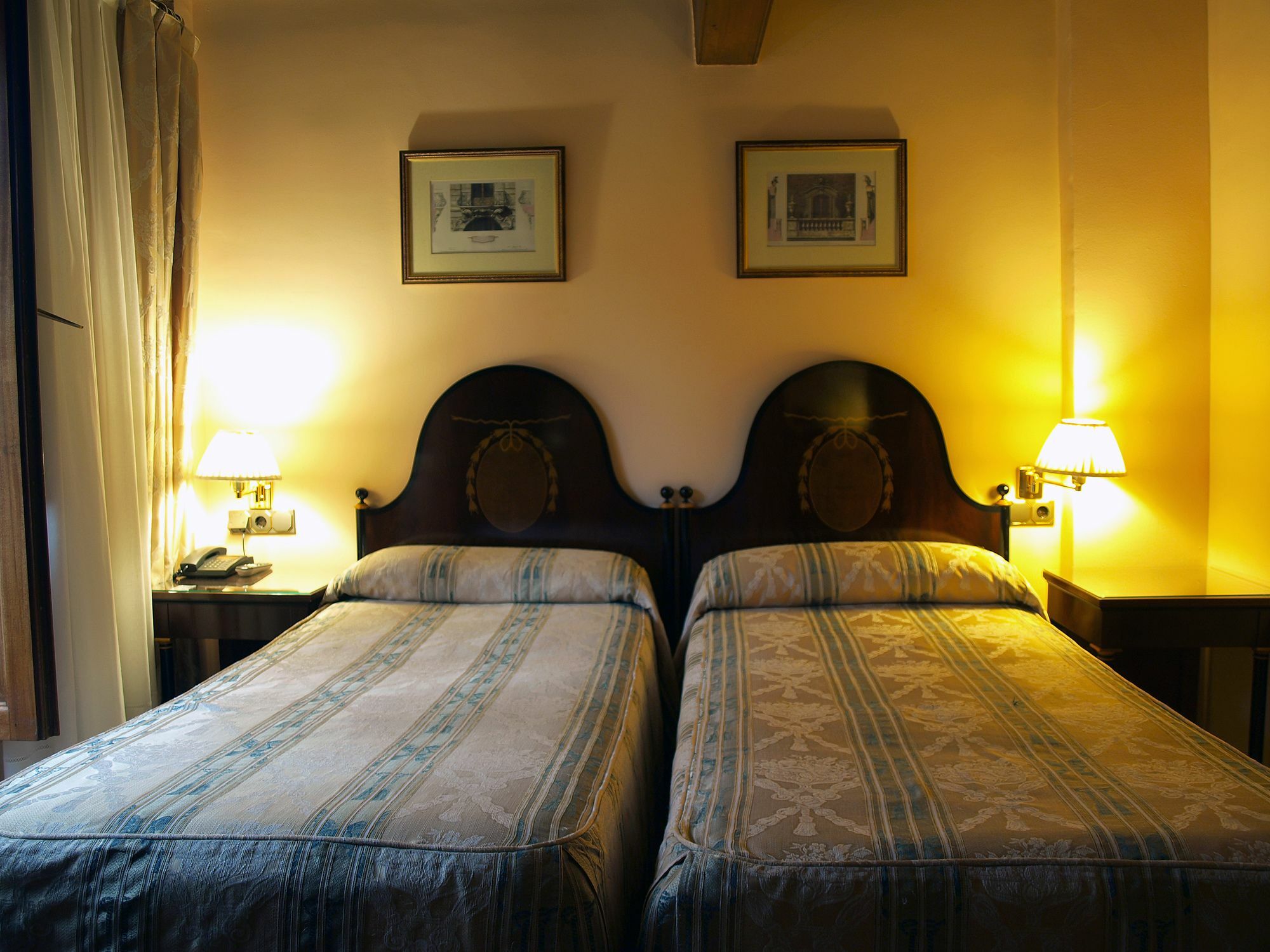 Gasthof Hospedium Plaza Mayor 2*
